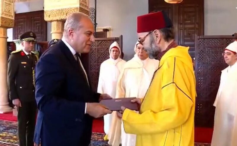 أحمد نهاد عبد اللطيف سفير جمهورية مصر العربية مع صاحب الجلالة الملك محمد السادس