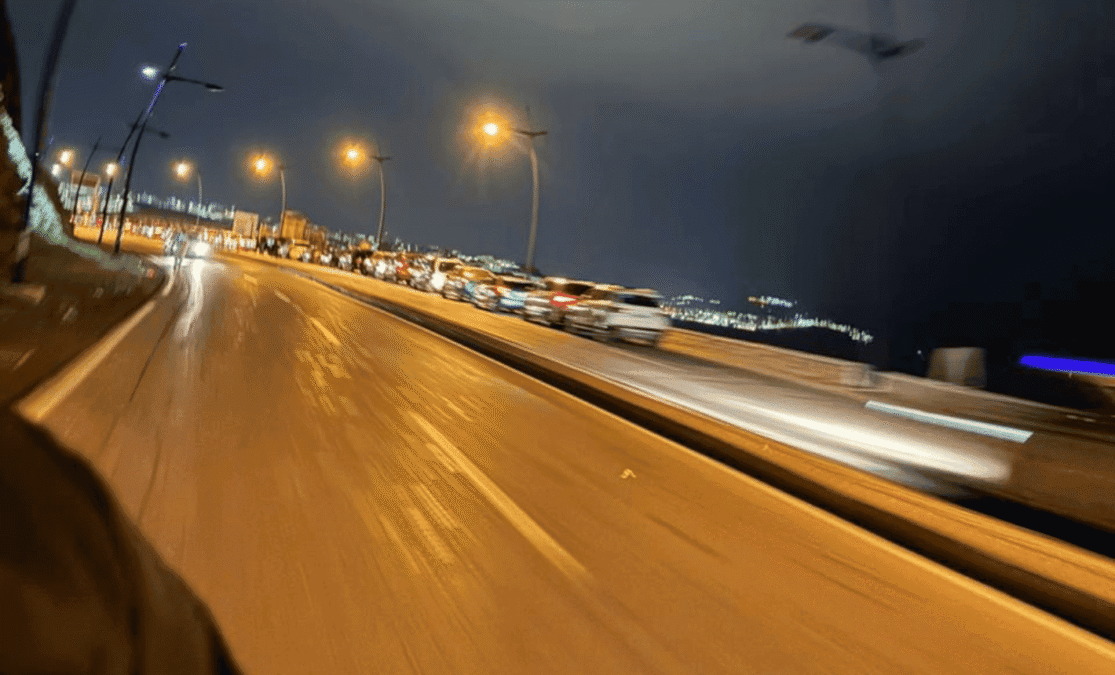 طابور سيارات طويل للولوج إلى مدينة سبتة