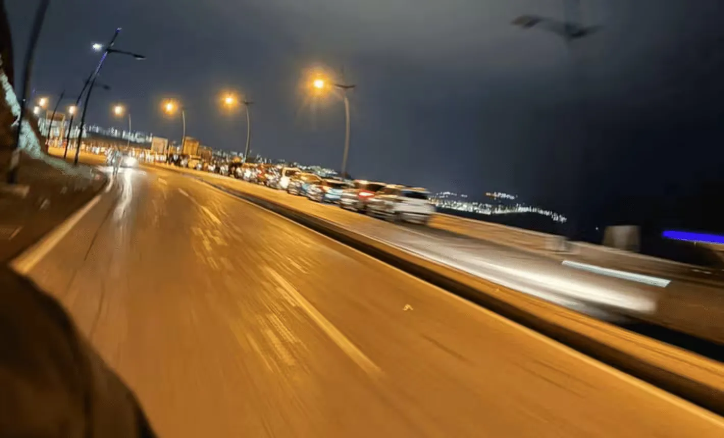 أكثر من 3 ساعات في طابور المعبر في فاتح مارس 1 طابور سيارات طويل للولوج إلى مدينة سبتة