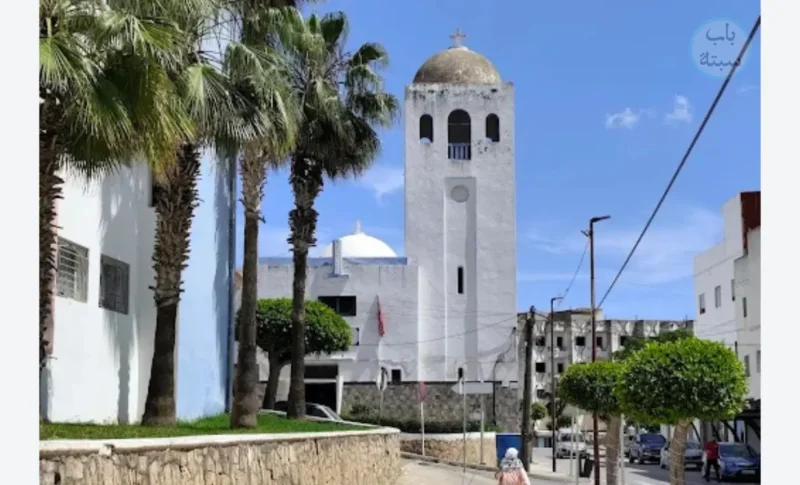 واجهة كنيسة الفنيدق