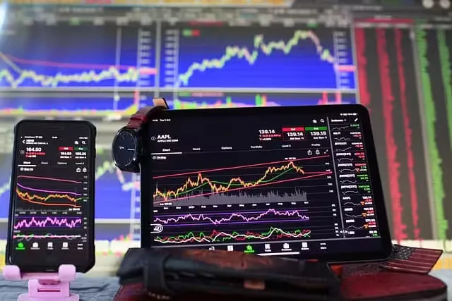 تثبيت أسعار الفائدة