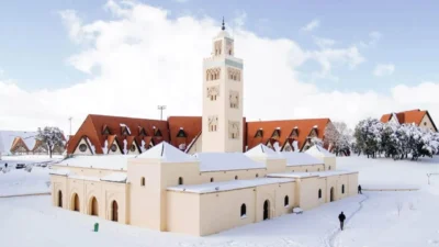 مدينة إفران بالمغرب جوهرة الأطلس ووجهة الثلوج والطبيعة 1 مدينة إفران بالمغرب جوهرة الأطلس ووجهة الثلوج والطبيعة