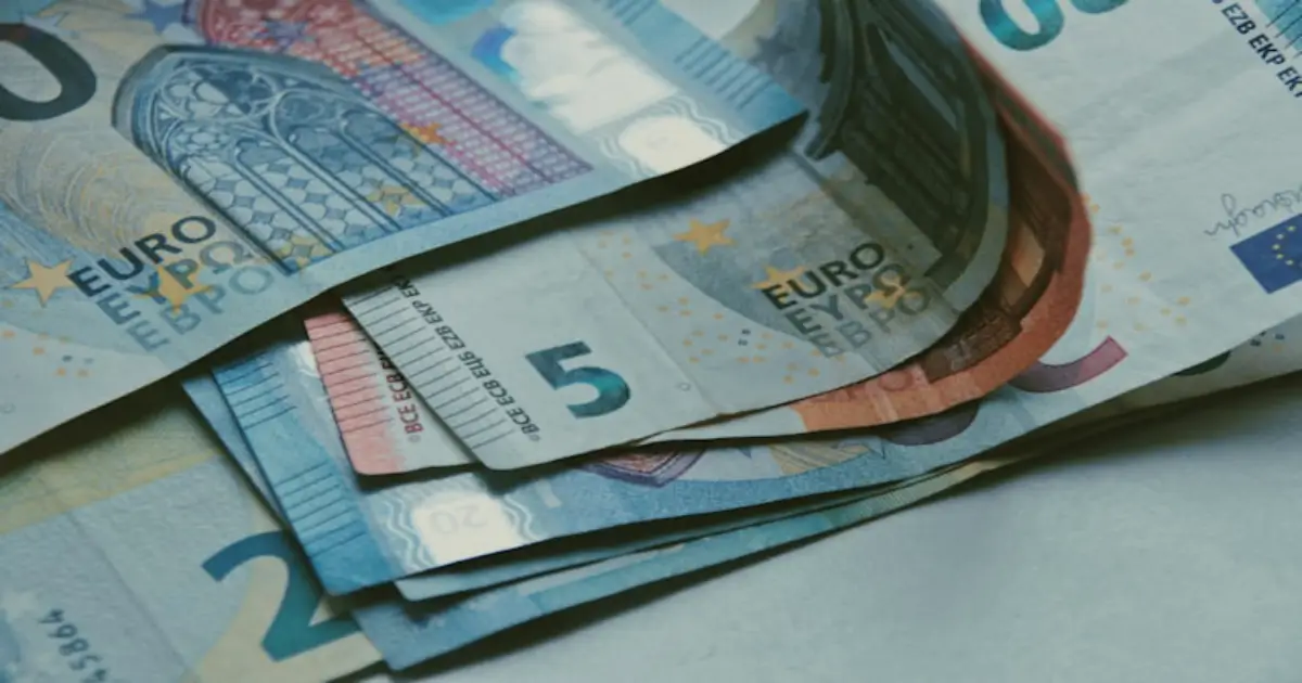 سعر اليورو مقابل الدرهم المغربي اليوم