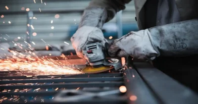 الصناعة المغربية من التجميع إلى السيادة