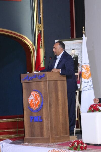 في عرس سياسي مهيب.. 1500 مناضل ومناضلة يغصون بسينما إسبانيول: الحزب المغربي الحر يقدم مرشحيه وبرنامجه الانتخابي من قلعة تطوان بشعار “المحاسبة أولا”.