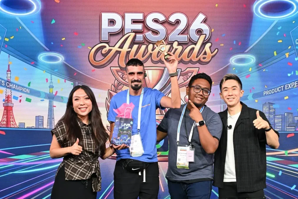 ابن الفنيدق محمد الورياغلي يُكرَّم في طوكيو ضمن خبراء منتجات جوجل 6 cxompressed mohamed el eoueryaghly award