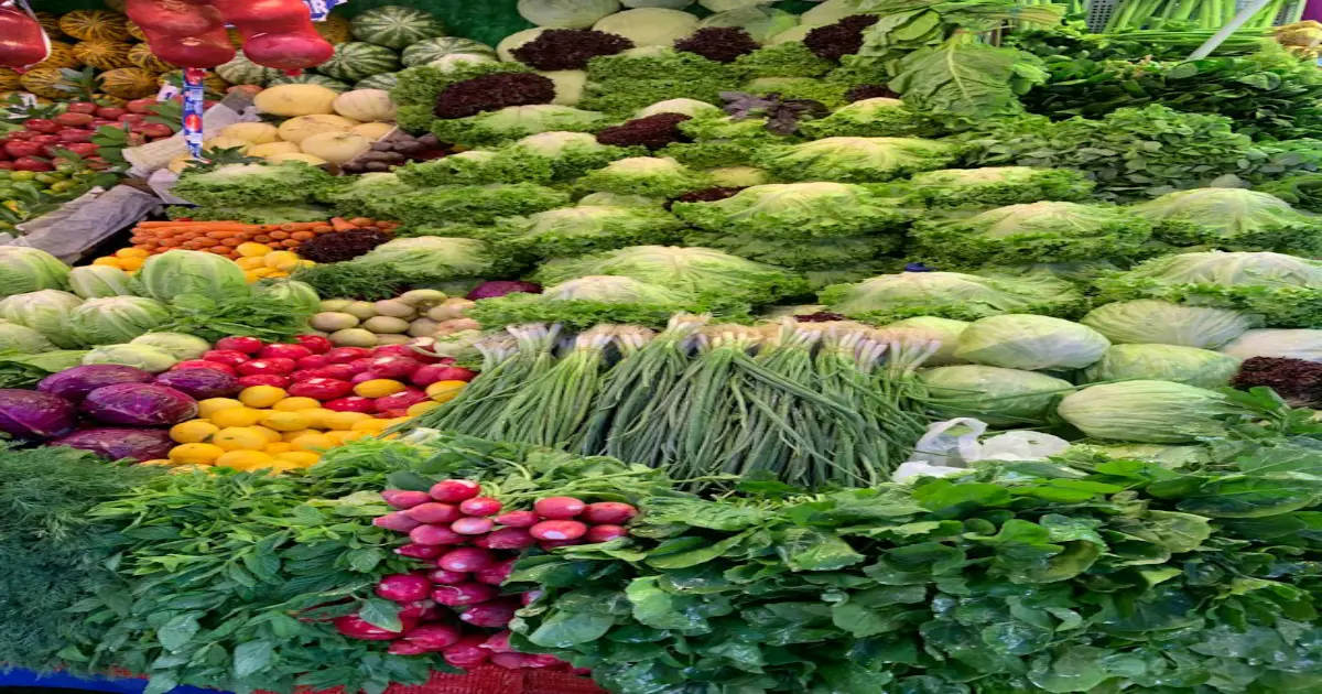أسعار الخضر والفواكه واللحوم اليوم